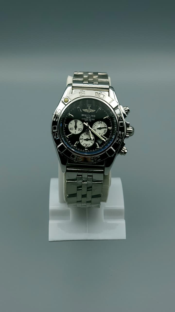 Elovris | Breitling Chronomat 47B White Panda – AAA+ Premium Replica | Élovris ~ Same Like Original