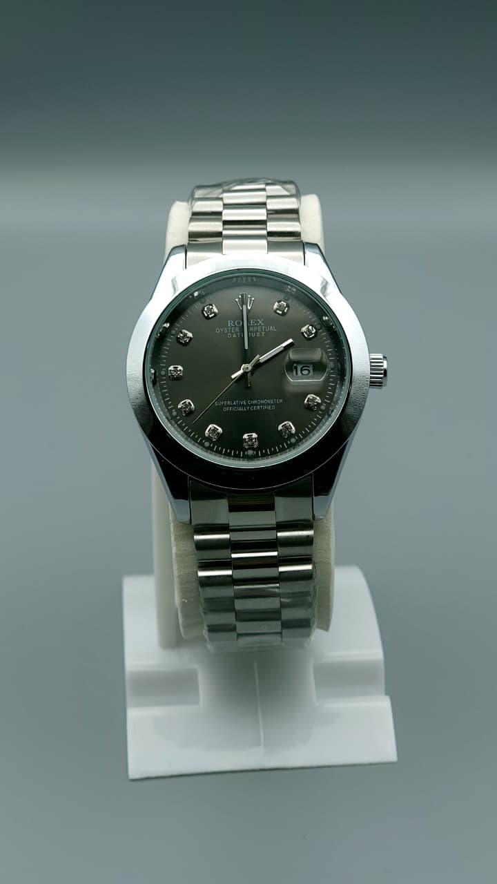 Elovris | Rolex Datejust 11-Stones Grey Dial Jubilee Quartz Replica – Premium Edition | Élovris