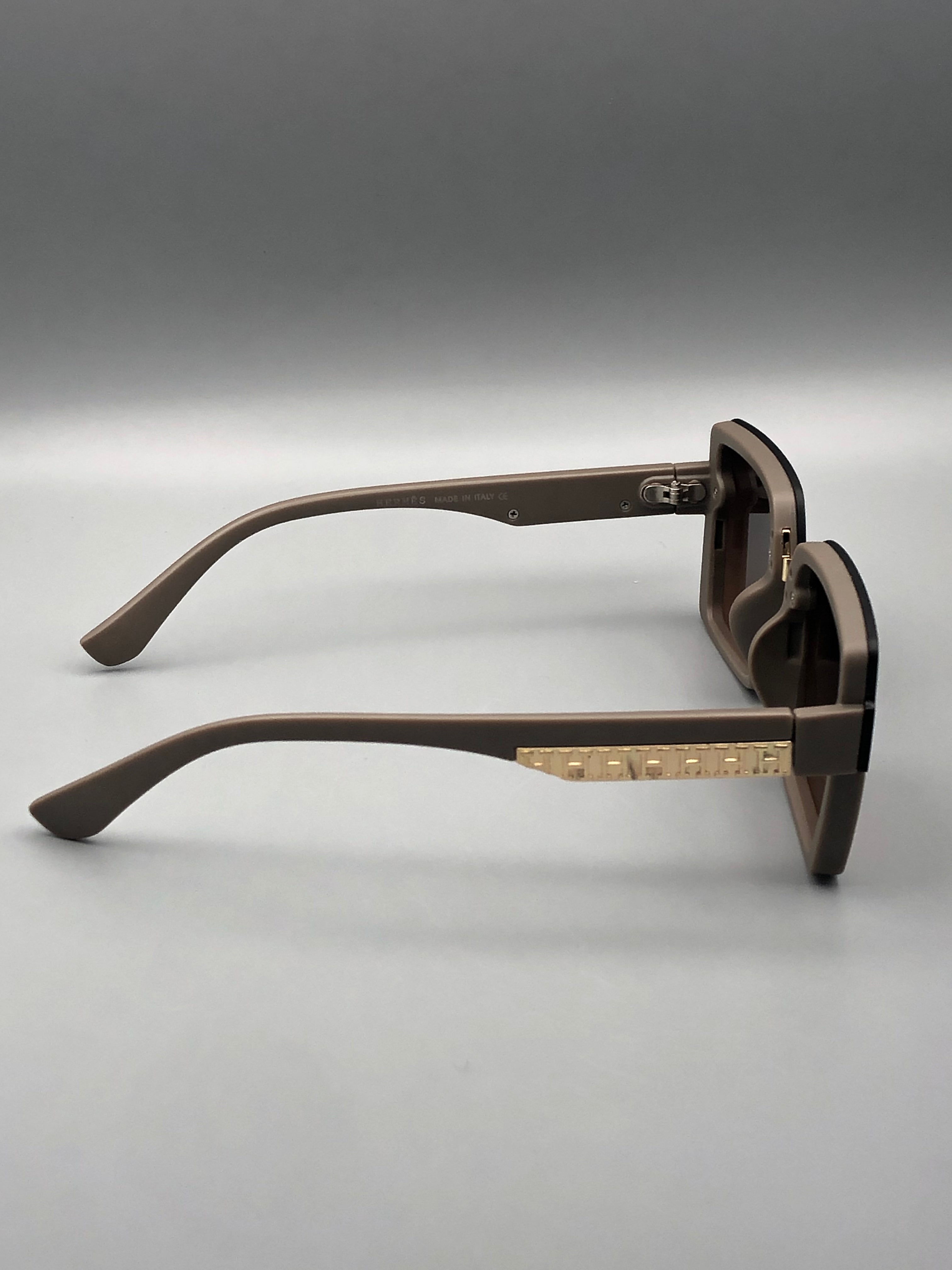 Elovris | Hermès Square Frame Glasses – Brown with Golden Temples ~Italian Job-Lotted Replicas | Élovris Luxury Eyewear