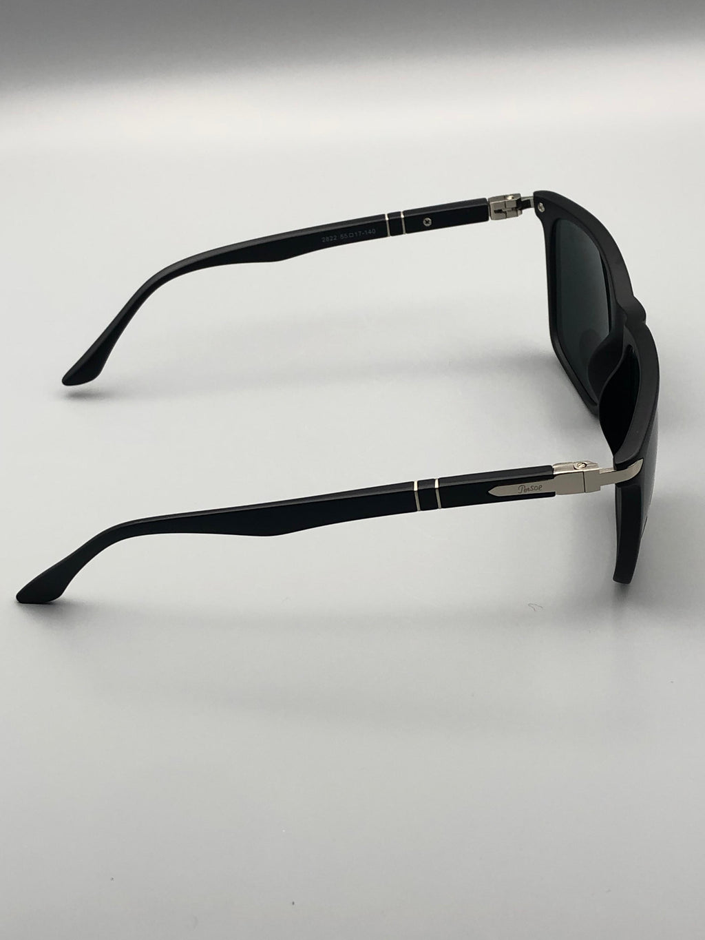 Persol 2822 Premium Italian Square Sunglasses – AAA Replica | Élovris Exclusive