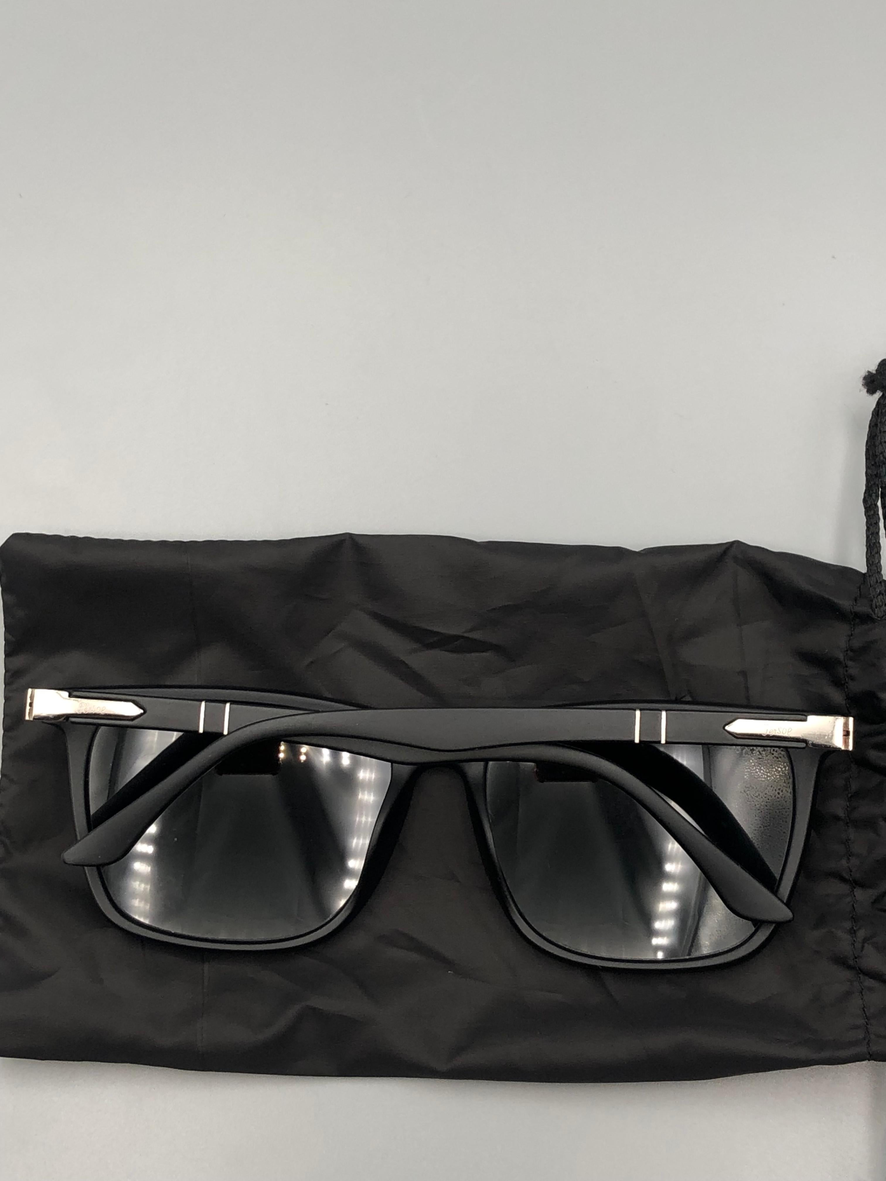 Persol 2822 Premium Italian Square Sunglasses – AAA Replica | Élovris Exclusive