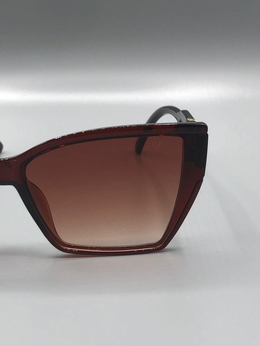 Elovris | Gucci Cat Eye Brown Gradient Sunglasses | AAA Italian Replica – Élovris Luxury Women’s Eyewear |