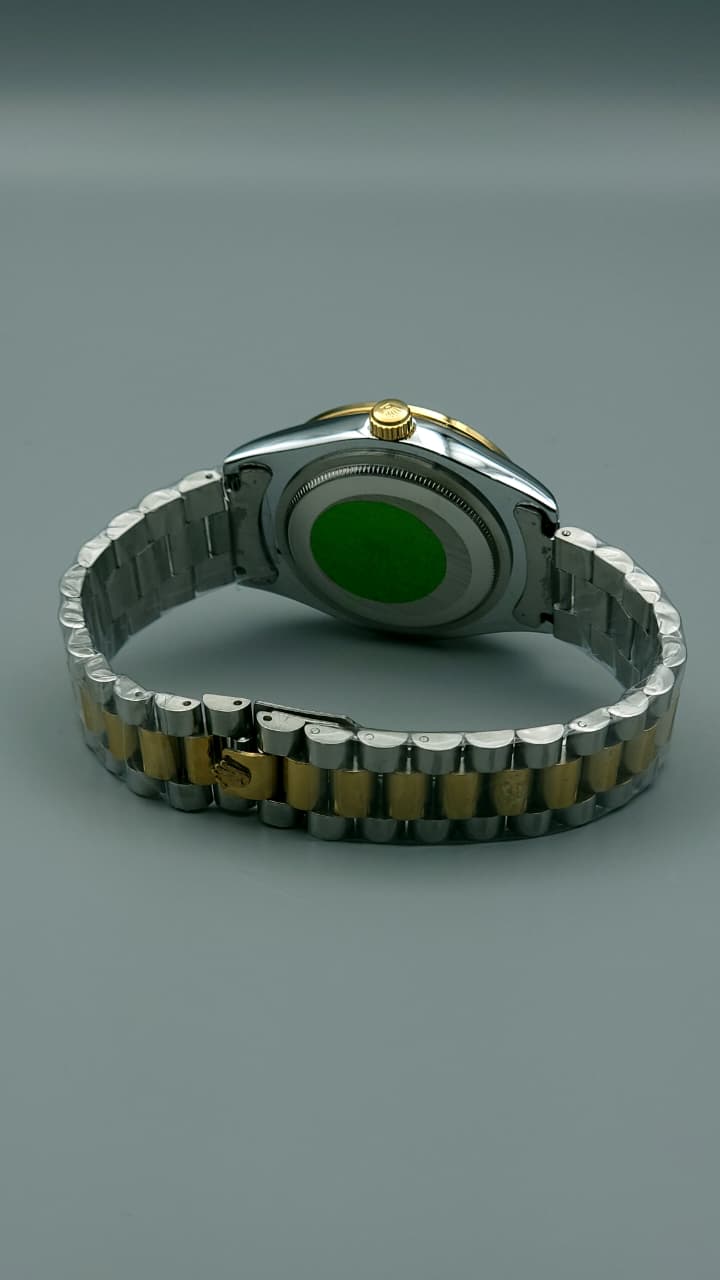 Rolex Datejust 11-Stones Two Tone Gold & Silver Jubilee Quartz Replica – Premium Edition | Élovris