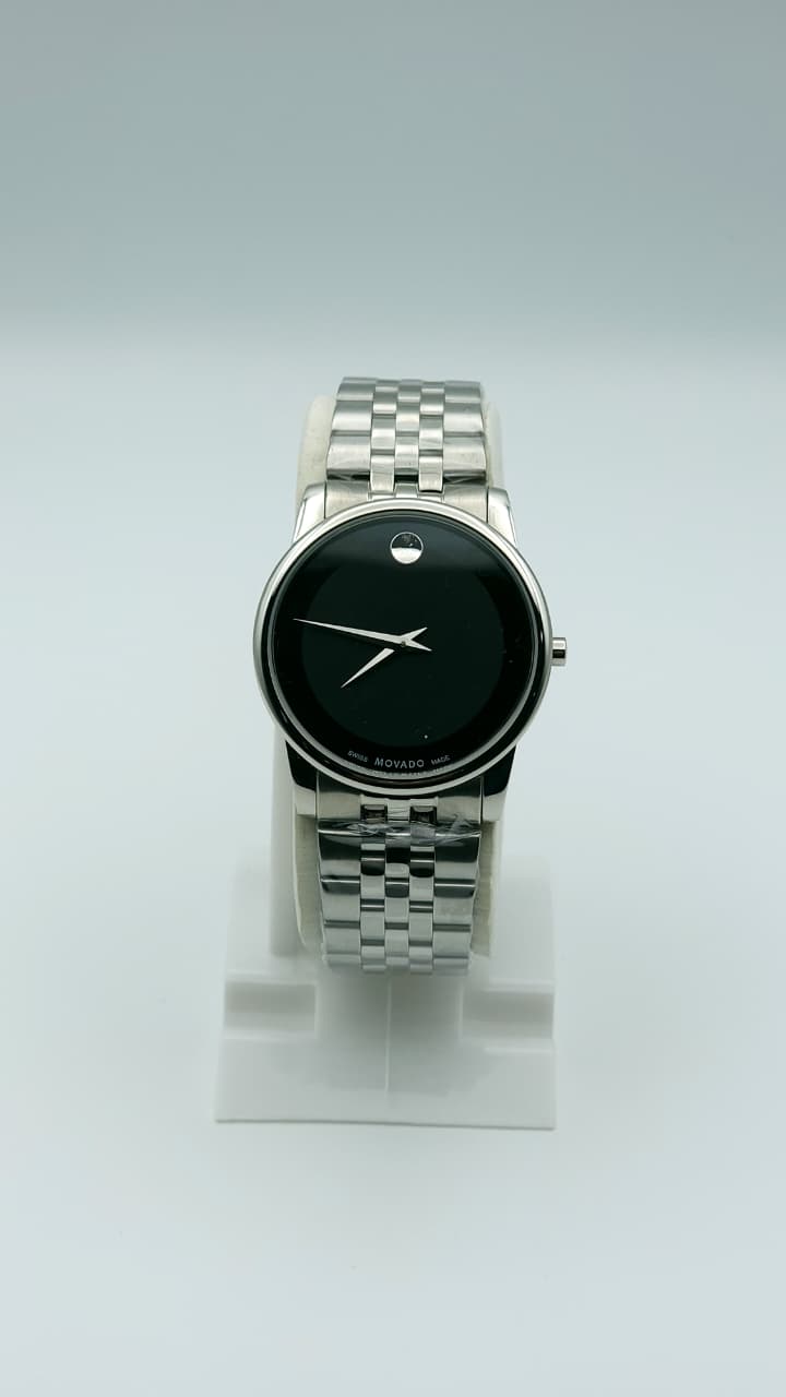 Elovris | Movado Museum Classic Men’s Watch Black Dial 38mm Silver Jubilee Bracelet – AAA+ Job-Lotted Italian Replica | Élovris Premium Same-Like-Original Edition