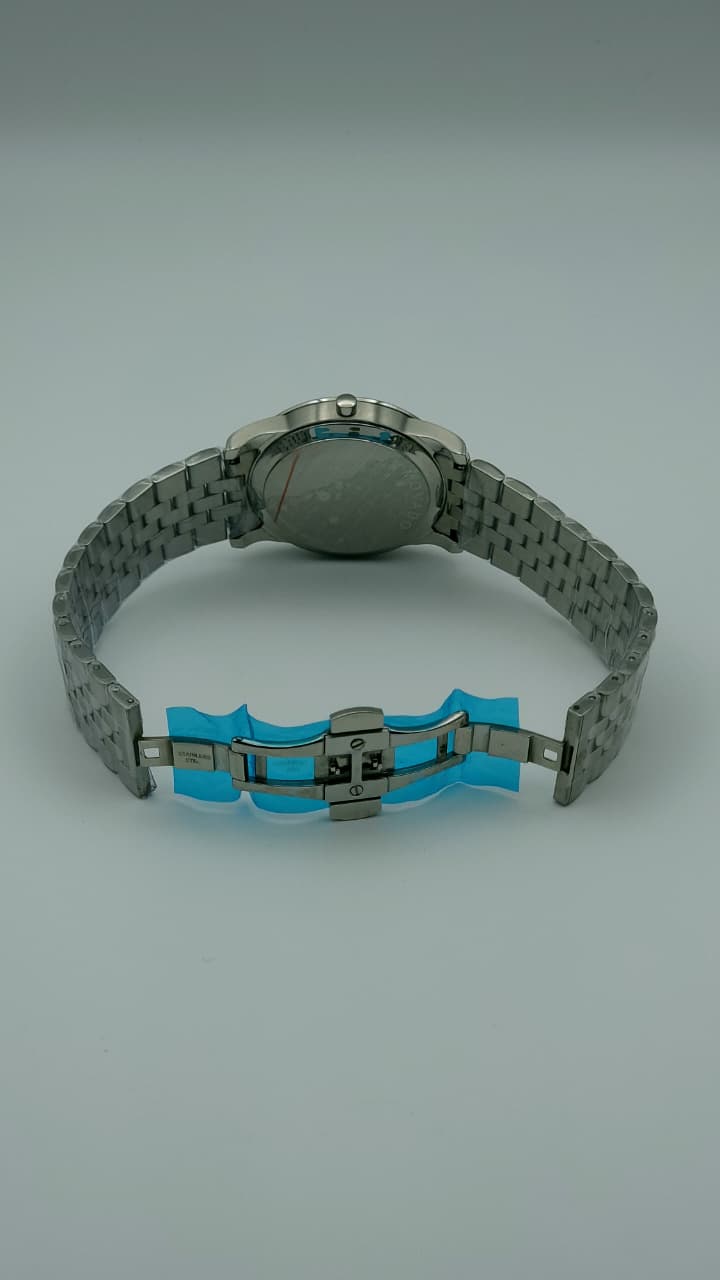 Elovris | Movado Museum Classic Men’s Watch Black Dial 38mm Silver Jubilee Bracelet – AAA+ Job-Lotted Italian Replica | Élovris Premium Same-Like-Original Edition